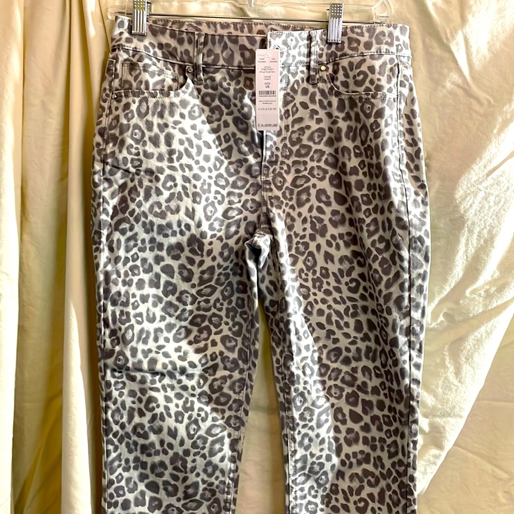 NEW WHBM Skinny Ankle Leopard Jeans Size 4